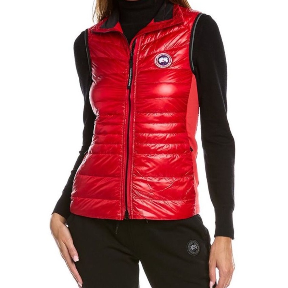 NWT! Canada Goose Womens Hybridge Lite Vest, Red SMALL